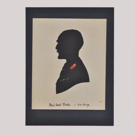 
        Silhouette of a soldier in uniform looking left (obverse)